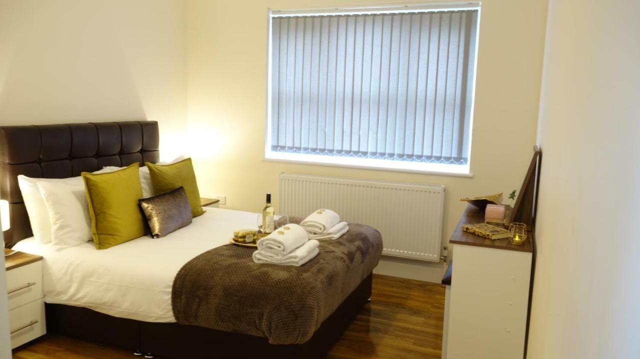 Апартаменты Luxury 2 Bed 2 Bath - Free Parking - 5Min To Airport - Sleeps 6 Ashford  Экстерьер фото